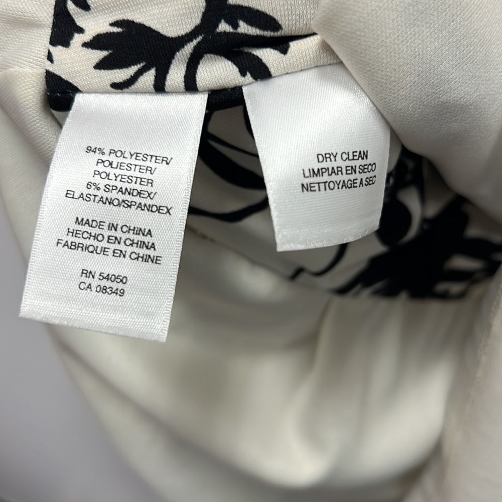 Jones New York Ivory & Black Ruched V-Neck Sleeveless Floral Midi Dress Size 10 - Picture 4 of 6